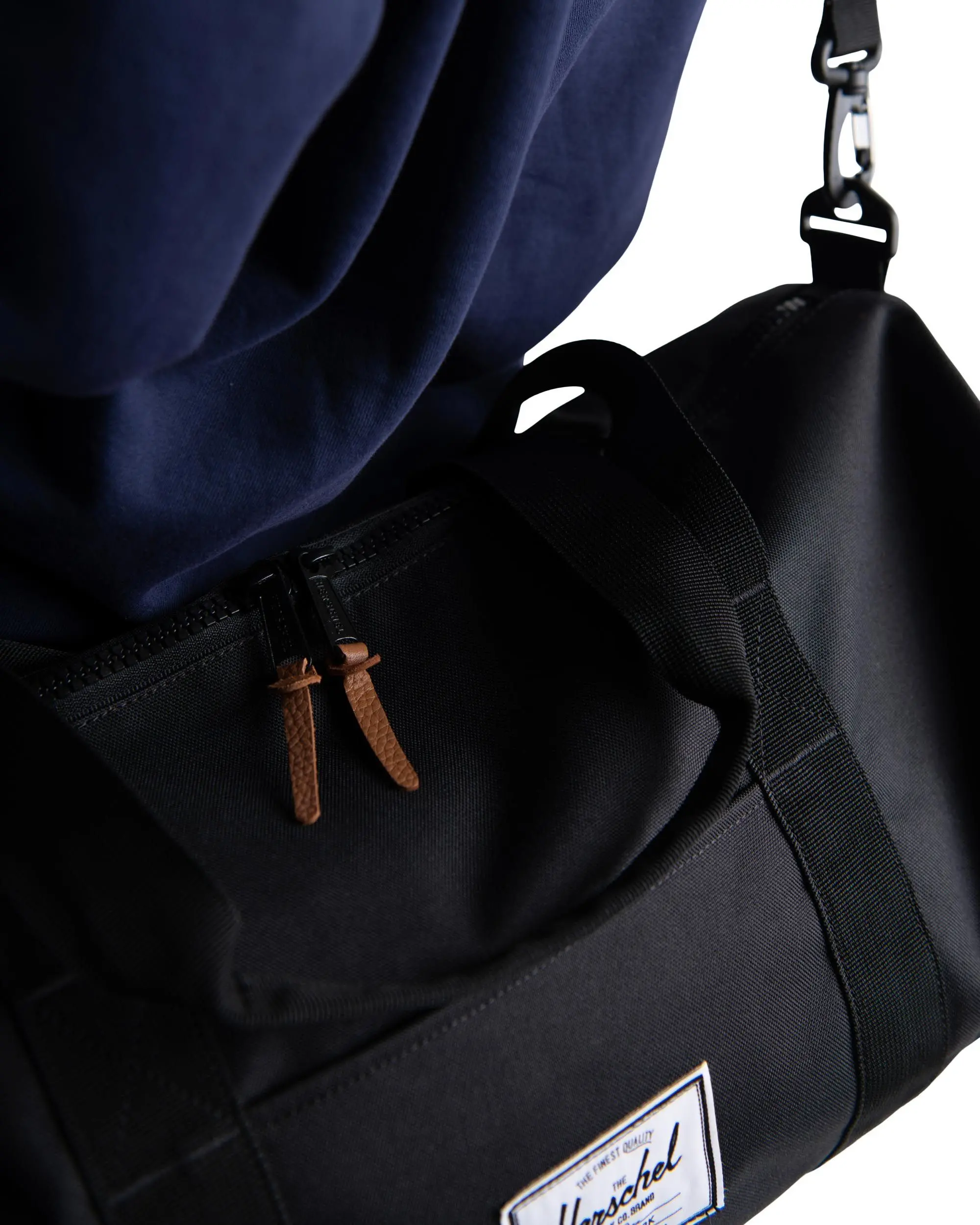 Sutton Duffle | Mid-Volume