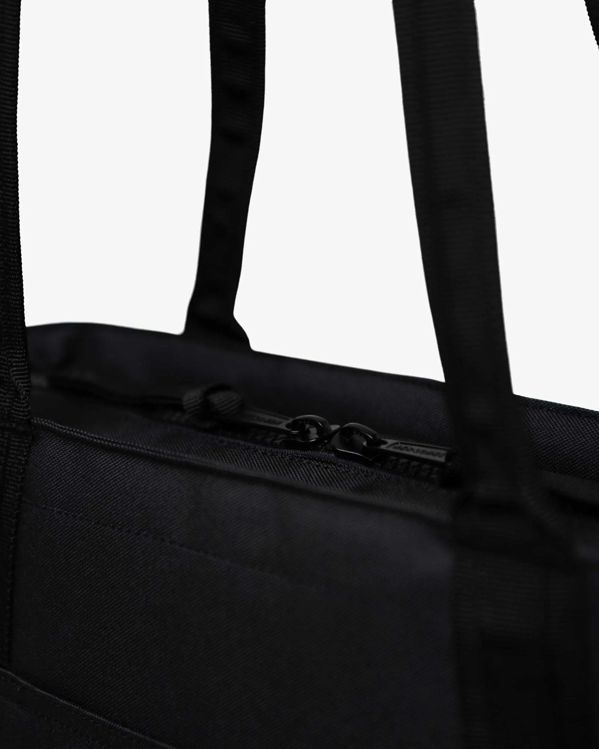 Alexander Zip Tote Small | Insulated