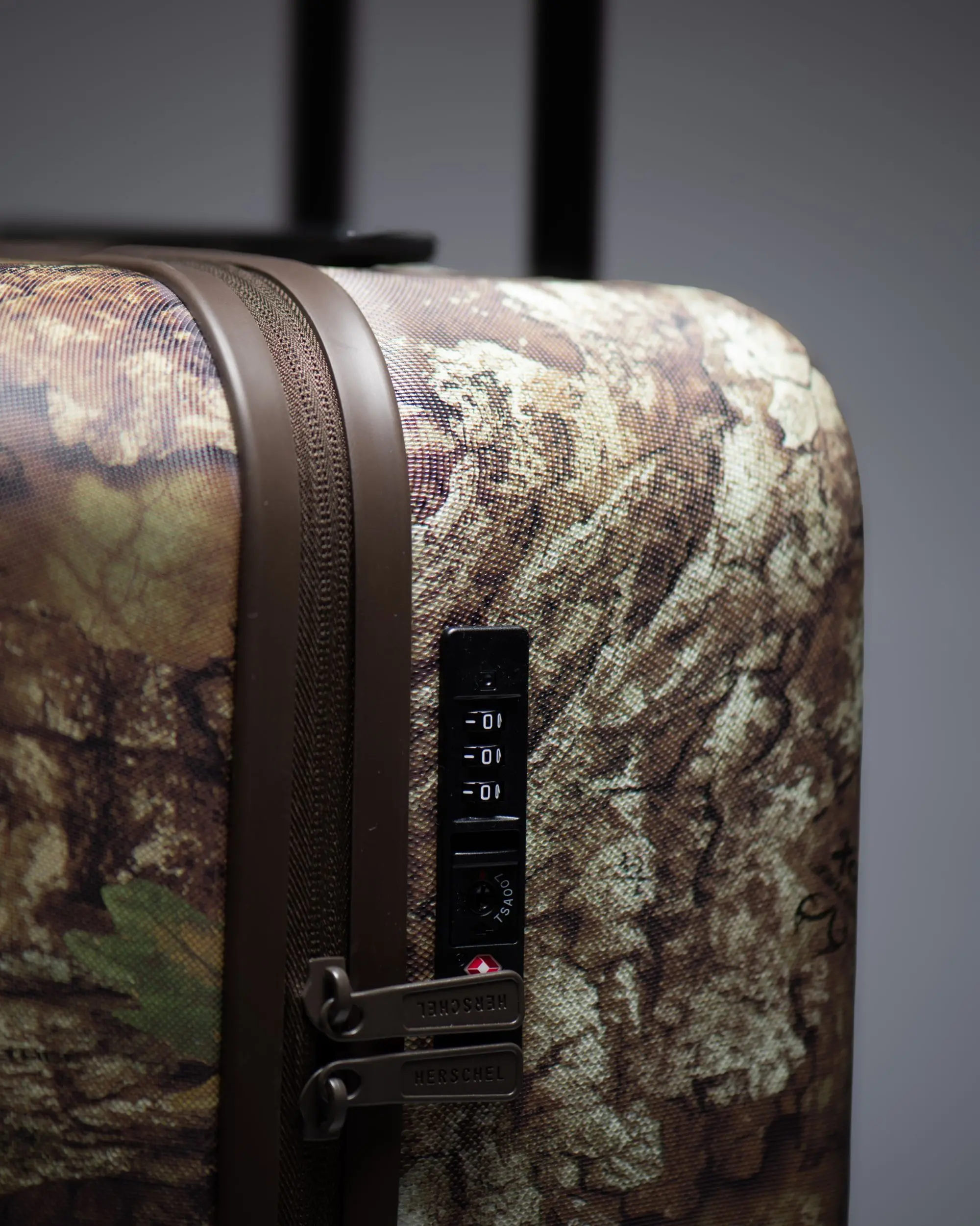 Realtree® Herschel Heritage™ Medium Luggage - 67L